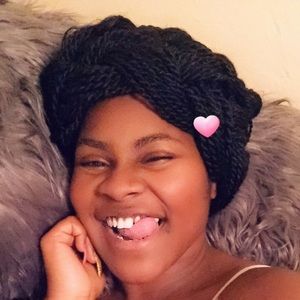 Meet your Posher, Amber